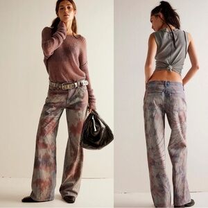 NWT We The Free Aurora Mid-Rise Straight Jean Free People Crystal Purple Dye 28